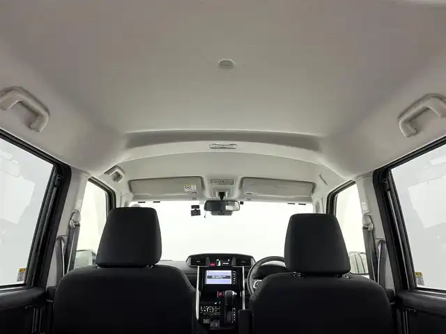 トヨタ ルーミー カスタムG－T 岡山県 2023(令5)年 1.8万km ブラックマイカメタリック 純正ナビ（NSZT-W68T）/【Bluetooth/フルセグTV/CD/DVD】/バックカメラ/両側電動スライドドア/追従型クルーズコントロール/コーナーセンサー（前/後）/衝突軽減ブレーキ/ビルトインＥＴＣ/ドライブレコーダー（前）/純正１５インチＡＷ/ＬＥＤヘッドライト/オートライト/フォグランプ/純正フロアマット/オートブレーキホールド/禁煙車/スマートキー