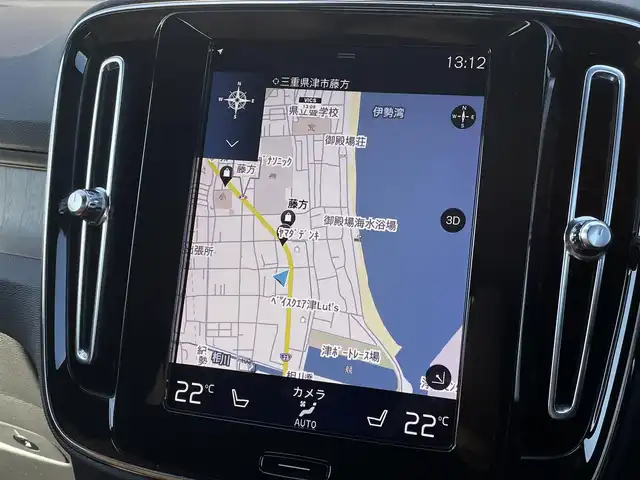 ボルボ ＸＣ４０ T4 AWD インスクリプション 三重県 2019(令1)年 4.5万km クリスタルホワイトP ワンオーナー/茶革　/ハーマンカードン　/オレフォスクリスタルシフトノブ　/全席シートヒーター　/ハンドルヒーター　/パワーシート　/電動リアゲート　/カープレイ　/純正ナビ　/全方位カメラ　/Ｂｌｕｅｔｏｏｔｈ　/純正１９インチアルミ　/ＥＴＣ　/ＬＥＤ