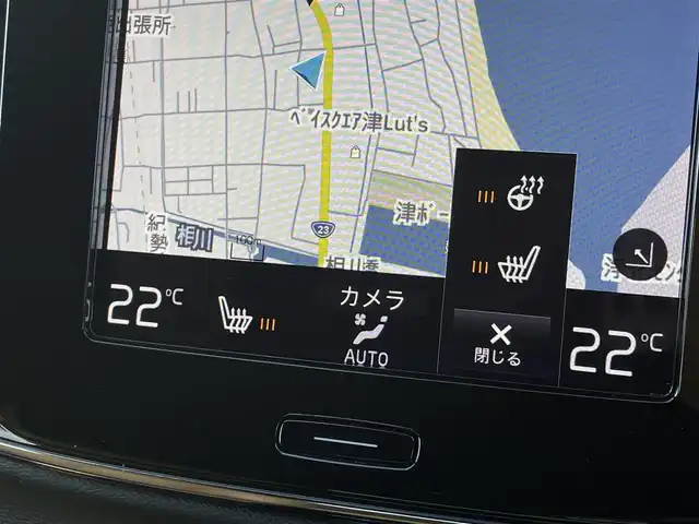 ボルボ ＸＣ４０ T4 AWD インスクリプション 三重県 2019(令1)年 4.5万km クリスタルホワイトP ワンオーナー/茶革　/ハーマンカードン　/オレフォスクリスタルシフトノブ　/全席シートヒーター　/ハンドルヒーター　/パワーシート　/電動リアゲート　/カープレイ　/純正ナビ　/全方位カメラ　/Ｂｌｕｅｔｏｏｔｈ　/純正１９インチアルミ　/ＥＴＣ　/ＬＥＤ