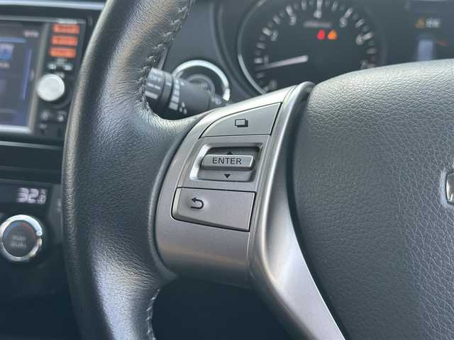 日産 エクストレイル 20X エマージェンシーブレーキ 道北・旭川 2015(平27)年 8.3万km チタニウムカーキ (株)IDOMが運営する【じしゃロン旭川店】の自社ローン専用車両になります。こちらは現金またはオートローンご利用時の価格です。自社ローンご希望の方は別途その旨お申付け下さい/　/・純正ナビ(CD/SD/BT/フルセグ)/・ETC/・バックカメラ/・両席シートヒーター/・スマートキー2個