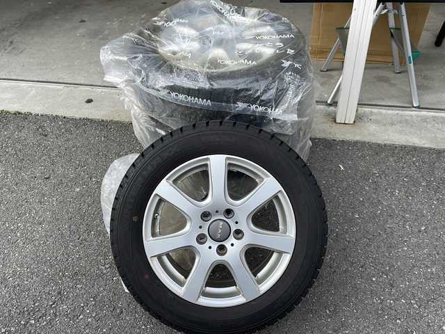 アウディ Ａ３ SB 1．8 TFSIクワトロ 山形県 2014(平26)年 8.4万km ファントムブラックパールエフェクト 禁煙車/ワンオーナー/アウディ ドライブセレクト/横滑り防止装置/アダプティブクルーズコントロール/純正ナビ(CD.DVD.BT.AM.FM)/バックカメラ/フルセグ/パドルシフト/オートライト/ETC/LEDヘッドライト/アイドリングストップ/デュアルエアコン/社外リアミラー/スペアキー×1/純正17インチAW/社外AW付ノーマルタイヤ車載