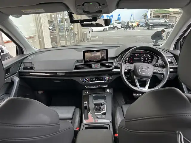 アウディ Ｑ５ 40TDIクワトロ スポーツ 大阪府 2020(令2)年 3.8万km グレイシアホワイトメタリック 純正８インチナビ（ＢＴ／ＣＤ／ＤＶＤ）/全方位モニター/クルーズコントロール/パドルシフト/前後コーナーセンサー/本革レザーシート/前席パワーシート/前席シートヒーター/ルーフレール/純正１８インチＡＷ/ドライブレコーダー/ＥＴＣ２．０/スマートキー/プッシュスタート/保証書/取扱説明書/スペアキー　あり