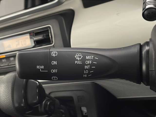 スズキ スペーシア HYBRID X 宮崎県 2018(平30)年 6.6万km ピュアホワイトP 禁煙車/衝突被害軽減ブレーキ/社外ナビTV/（ケンウッド/MDV-D404BT/CD/DVD/Bluetooth/ワンセグTV)/社外バックカメラ/社外ETC/純正セキュリティアラーム/両側電動スライドドア/エネチャージ/運転席シートヒーター/リアプライバシーガラス/ドアバイザー/リアサーキュレーター/電動格納ミラー/オートエアコン/スマートキー/プッシュエンジンスタート/新車時保証書/取扱い説明書