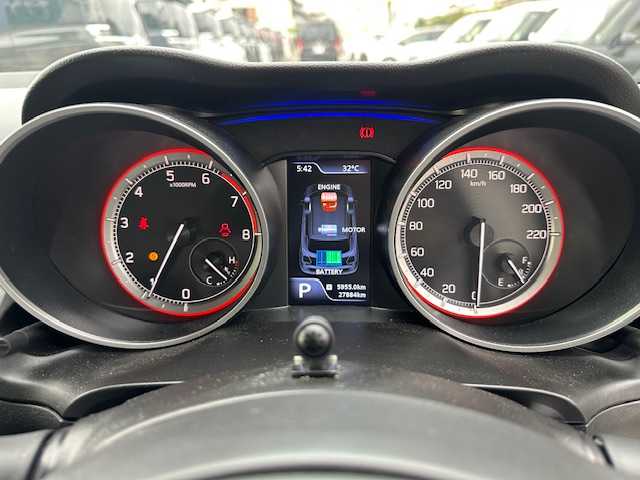 スズキ スイフト HYBRID MG 大阪府 2022(令4)年 2.8万km ピュアホワイトP ナビ　/Ｂｌｕｅｔｏｏｔｈ　/バックカメラ　/レーダークルーズコントロール　/ＥＴＣ　/アイドリングストップ　/シートヒーター　/ブライドスポットモニター　/フロアーマット　/サイドバイザー　/スマートキー