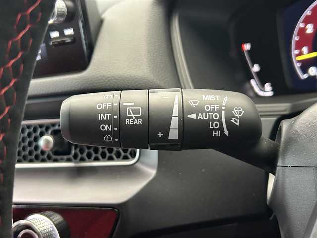 ホンダ シビック タイプR 鹿児島県 2024(令6)年 0.4万km フレームレッド 禁煙/純正ナビ/バックカメラ/ホンダセンシング/○衝突軽減ブレーキ/○歩行者事故低減ステアリング/○路外逸脱抑制機能/○アダプティブクルーズコントロール/○車線維持支援システム/○先行車発進お知らせ機能/○標識認識機能/○オートハイビーム/○ブラインドスポットインフォメーション/○パーキングセンサーシステム/純正ETC2.0/純正フロアマット/純正アルミホイール/社外リアウィング(AIMGAIN)
