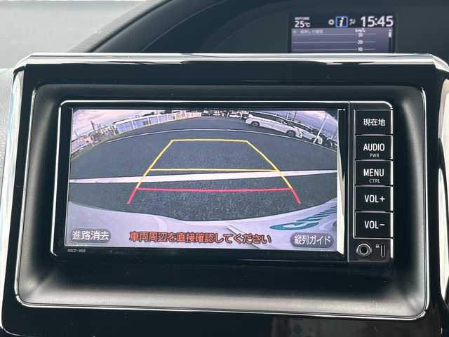 トヨタ ノア ハイブリッド X 千葉県 2018(平30)年 5.5万km ラグジュアリーホワイトパールクリスタルシャインガラスフレーク 純正メモリナビ/（TV/BT/CD/DVD/FM/AM）/バックカメラ/ドライブレコーダー/衝突被害軽減システム/車線逸脱警報/クルーズコントロール/パワースライドドア/横滑り防止装置/ETC/アイドリングストップ/LEDヘッドライト/オートライト/ウィンカーミラー/電動格納ミラー/純正15インチAW/シートリフター/プッシュスタート/スマートキー/フロアマット/ドアバイザー/スペアキー/取扱説明書/保証書