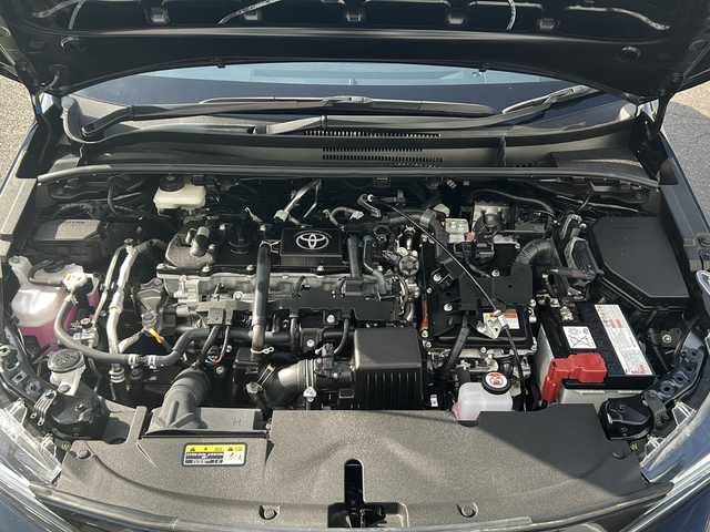 トヨタ カローラ スポーツ ハイブリッドG Z 愛知県 2025(令7)年 0.4万km アティチュードブラックマイカ /禁煙車/ワンオーナー//純正ナビ/フルセグTV//バックカメラ//ビルトインETC2.0//セーフティセンス//プリクラッシュセーフティ//LDA/RSA/RCTA//オートハイビーム//レーダークルーズコントロール//ブラインドスポットモニター//パーキングサボートブレーキ//ステアリングスイッチ//LEDオートライト//フォグランプ//ハーフレザーシート//前席シートヒーター//電子パーキング//ブレーキホールド//ドライブモード/EVモード//スマートキー//プッシュスタート//純正１９インチアルミ//電動格納ミラーウインカー//ドアバイザー/フロアマット//新車保証書/取扱説明書//スペアキー
