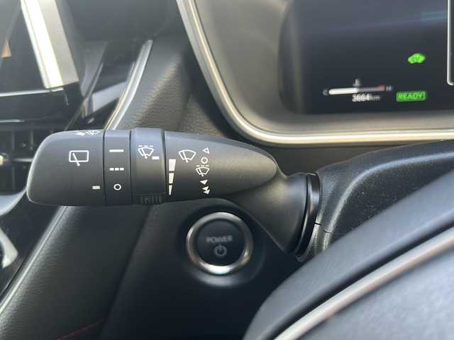 トヨタ カローラ スポーツ ハイブリッドG Z 愛知県 2025(令7)年 0.4万km アティチュードブラックマイカ /禁煙車/ワンオーナー//純正ナビ/フルセグTV//バックカメラ//ビルトインETC2.0//セーフティセンス//プリクラッシュセーフティ//LDA/RSA/RCTA//オートハイビーム//レーダークルーズコントロール//ブラインドスポットモニター//パーキングサボートブレーキ//ステアリングスイッチ//LEDオートライト//フォグランプ//ハーフレザーシート//前席シートヒーター//電子パーキング//ブレーキホールド//ドライブモード/EVモード//スマートキー//プッシュスタート//純正１９インチアルミ//電動格納ミラーウインカー//ドアバイザー/フロアマット//新車保証書/取扱説明書//スペアキー