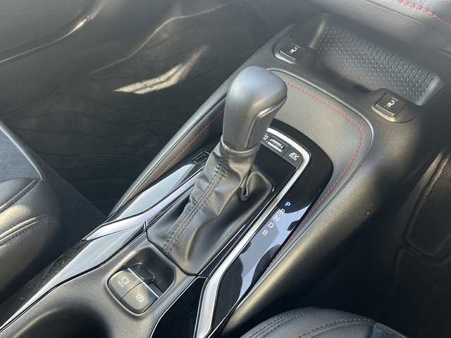 トヨタ カローラ スポーツ ハイブリッドG Z 愛知県 2025(令7)年 0.4万km アティチュードブラックマイカ /禁煙車/ワンオーナー//純正ナビ/フルセグTV//バックカメラ//ビルトインETC2.0//セーフティセンス//プリクラッシュセーフティ//LDA/RSA/RCTA//オートハイビーム//レーダークルーズコントロール//ブラインドスポットモニター//パーキングサボートブレーキ//ステアリングスイッチ//LEDオートライト//フォグランプ//ハーフレザーシート//前席シートヒーター//電子パーキング//ブレーキホールド//ドライブモード/EVモード//スマートキー//プッシュスタート//純正１９インチアルミ//電動格納ミラーウインカー//ドアバイザー/フロアマット//新車保証書/取扱説明書//スペアキー