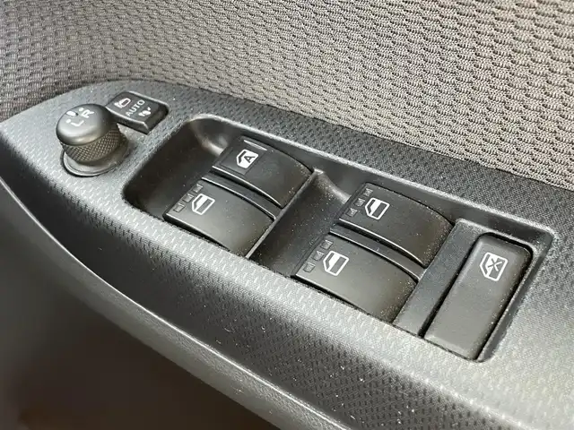 ダイハツ ムーヴ カスタム X ハイパー SAⅡ 滋賀県 2017(平29)年 6.2万km パールホワイトⅢ 社外ナビ/・Bluetooth/ワンセグ/・CD/DVD/バックカメラ/ステアリングリモコン/ETC/LEDオートライト/フォグライト/オートリトラミラー/シートリフター/スマートアシスト/・衝突被害軽減ブレーキ/・誤発進抑制機能（後方）/・車線逸脱警報/・先行車発進お知らせ機能/プッシュスタート/スマートキー