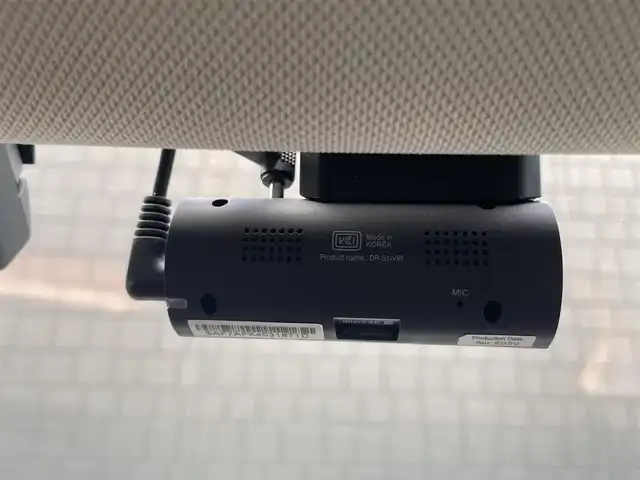 フォルクスワーゲン Ｔ－クロス TSI 1stプラス 三重県 2020(令2)年 4.2万km ピュアホワイト ACC/純正ナビ/バックカメラ /フルセグTV/AppleCarPlay/AndroidAuto/ハーフレザーシート/LEDヘッドライト/オートライト/純正18インチアルミ/ドラレコ前後/ETC2.0
