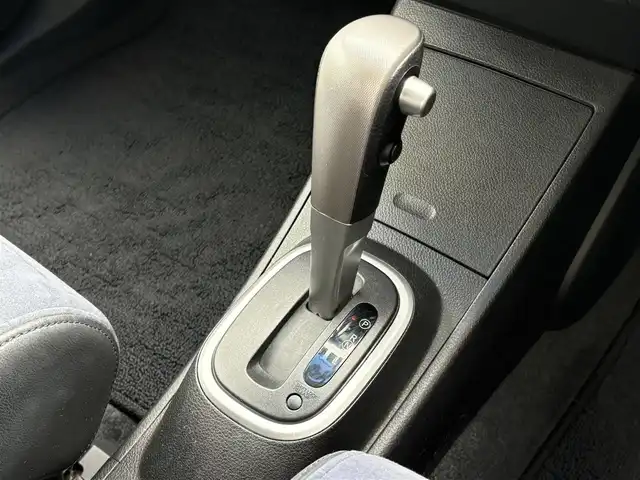 日産 ティーダ 15M+ナビプレミアムネクスト 三重県 2007(平19)年 8万km ウォームシルバー ♪ワンオーナー /インテリキー /スペアキー/純正ナビ/ドライブレコーダー/フォグライト/オートライト/電格ミラー/革巻ステアリング/ヘッドライトレベライザー/プライバシーガラス/フロアマット　/ドアバイザー