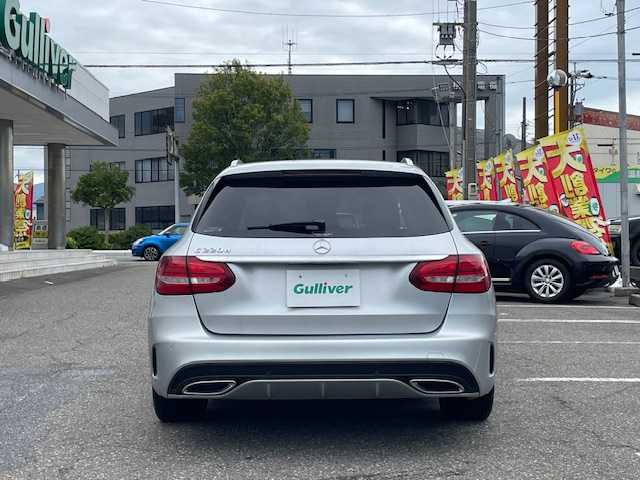 メルセデス・ベンツ Ｃ２２０ｄ ワゴン ローレウスエディション 福井県 2017(平29)年 6.1万km イリジウムシルバー 純正HDDナビゲーション/（CD/DVD/BT）/フルセグテレビ/バックカメラ/プリクラッシュセーフティ/レーンキープアシスト/サンルーフ/黒革シート/パワーシート/シートヒーター/レーダークルーズコントロール/LIM/ブルメスターサラウンドシステム/ターボ/LEDヘッドライト/ブラインドスポットモニター/電動リアゲート/クリアランスソナー/ETC2.0/純正18インチアルミホイール/パドルシフト/ルールレール/オートライト/ステアリングリモコン/プッシュスタート/スマートキー/保証書/取扱説明書