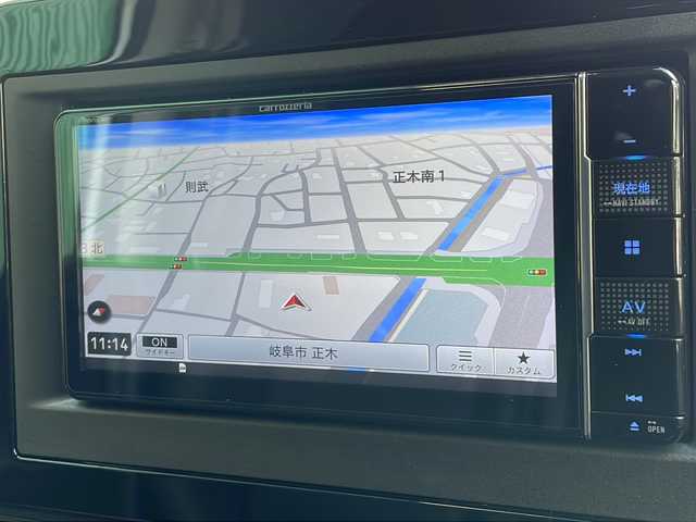 日産 セレナ ハイウェイスター V Vセレクション 岐阜県 2024(令6)年 1.5万km プリズムホワイト 禁煙車/プロパイロット/社外ナビ/AM/FM/CD/DVD/SD/USB/HDMI/フルセグTV/10，1型フリップダウンモニター/デジタルインナーミラー/アラウンドビュー/インテリジェントクルーズ/ビルトインETC/両側パワースライドドア/3列シート/パドルシフト/カーテンエアバッグ/電子パーキング/アイドリングストップ/純正フロアマット/純正アルミホイール/オートエアコン/パワーウィンドウ/オートライト/オートハイビーム/スマートキー/スペアキー