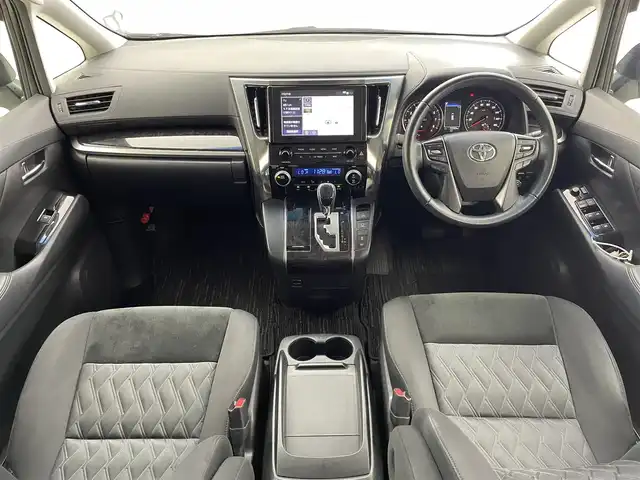 トヨタ アルファード S 宮城県 2020(令2)年 7.3万km ホワイトパールクリスタルシャイン 純正ＤＡナビ　/純正12型フリップダウンモニター　/フルセグＴＶ　/ＣＤ／ＤＶＤプレーヤー　/バックモニター/Bluetoothオーディオ/スマートフォン連携/両側パワースライドドア　/アダプティブクルーズコントロール/プリクラッシュセーフティシステム　/レーントレーシングアシスト　/オートマチックハイビーム　/前後クリアランスソナー/ロードサインアシスト　/ビルトインETC/スマートキー/プッシュスタート/後席オートエアコン/バックドアイージークローザー/LEDヘッドランプ/フォグランプ/純正18インチAW/禁煙車