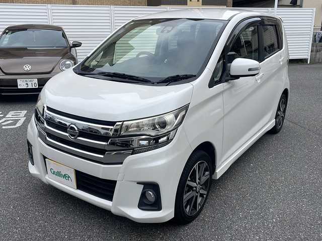 日産 デイズ ハイウェイスターG ターボ 広島県 2016(平28)年 7.4万km ホワイトパール /登録時走行距離/　　　　　　　73471キロ/純正ナビ/アラウンドビューモニター/地デジ/スペアキー×１/ETC/新車時整備手帳/　　【保証書】/取扱説明書/