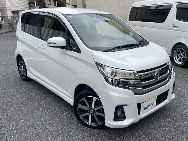 日産 デイズ ハイウェイスターG ターボ 広島県 2016(平28)年 7.4万km ホワイトパール /登録時走行距離/　　　　　　　73471キロ/純正ナビ/アラウンドビューモニター/地デジ/スペアキー×１/ETC/新車時整備手帳/　　【保証書】/取扱説明書/