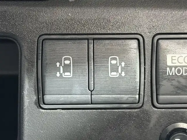 日産 セレナ ハイウェイS G Sハイブリッド 大阪府 2012(平24)年 4.9万km スーパーブラック 純正ナビTV バックカメラ フリップダウンモニター 両側パワースライドドア クルーズコントロール スマートキー プッシュスタート アイドリングストップ オートライト クリアランスソナー ETC