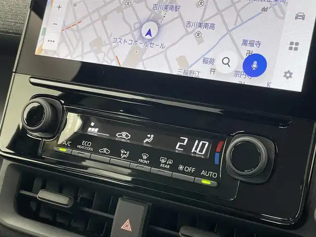 トヨタ シエンタ ハイブリッド Z 埼玉県 2024(令6)年 0.4万km アーバンカーキ /純正メモリナビ//フルセグ/BT/USB/Miracast/AM/FM//パノラミックビューモニター//前後ドライブレコーダー//ビルトインETC2.0 //横滑り防止//オートリトラウィンカーミラー//両側パワースライドドア //ISOFIX//パーキングアシスト //純正マット//スマートキー //プッシュスタート//革巻きステアリング //ステアリングスイッチ//LEDオートライト //オートハイビーム//LDA/BSM/PCS/PDA/RCTA/PCD/PKSB/RSA//クリアランスソナー //EV/PWR/ECOモード