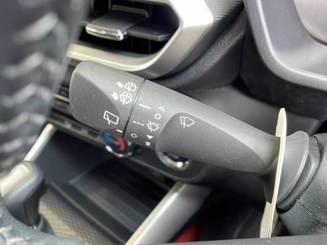 トヨタ ライズ Z 愛知県 2020(令2)年 1.8万km ターコイズブルーマイカメタリック 衝突軽減システム/純正9型ナビ　ＳＤカードなし/全方位カメラ/レーダークルーズコントロール/シートヒーター/フルセグ/CD DVD/Bluetooth/バックカメラ/コーナーセンサー/純正アルミホイール/ブラインドスポットモニター/LEDヘッドライト/オートマチックハイビーム/ドライブレコーダー/ETC/ステアリングスイッチ/スマートキー/プッシュスタート