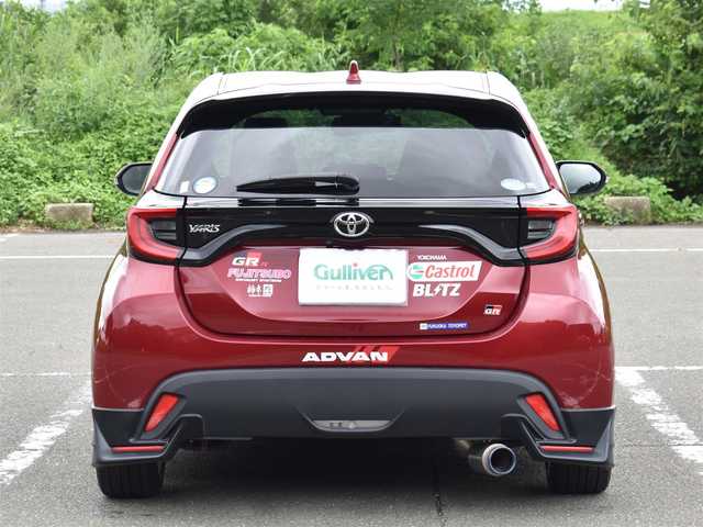 トヨタ ヤリス Z 福岡県 2020(令2)年 4.4万km センシュアルレッドマイカ GRパーツ/・フロントスポイラー/サイドスポイラー/リアアンダースポイラー/RS-R車高調/アドバンレーシング17インチアルミホイール/フジツボマフラー/D席レカロシート【RS-G】/BLITZタワーバー/純正ナビ/フルセグTV/パノラミックビューモニター/ETC/CD/DVDデッキ/プリクラッシュセーフティ/レーンディパーチャーアラート/オートマチックハイビーム/レーダークルーズコントロール/ブラインドスポットモニター/純正LEDヘッドライト/純正バイカラーLEDフォグランプ（黄色/白）/保証書・取説・スペアキー