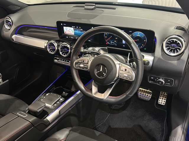 メルセデス・ベンツ Ｍ・ベンツ ＧＬＢ２００ｄ 4マチック AMGライン 新潟県 2021(令3)年 2.8万km 青 ナビゲーションシステムパッケージ/・アクティブステアリングアシスト/・フルセグ/レーダーセーフティパッケージ/・アクティブディスタンスアシスト・ディストロニック/・アクティブブレーキアシスト/・アクティブブラインドスポットアシスト/ダイナミックセレクト/・エレクトロニック・スタビリティ・プログラム/・パークトロニック/・ダウンヒル・スピード・レギュレーション/・アクティブレーンキーピングアシスト/フラットランクオープナー/アシスト/・アクティブパーキングアシスト/・レーンチェンジアシスト/360°カメラシステム/デジタルインナーミラー/D席N席パワーシート/シートヒーター/ETC2.0/ドライブレコーダー