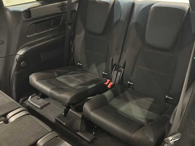 メルセデス・ベンツ Ｍ・ベンツ ＧＬＢ２００ｄ 4マチック AMGライン 新潟県 2021(令3)年 2.8万km 青 ナビゲーションシステムパッケージ/・アクティブステアリングアシスト/・フルセグ/レーダーセーフティパッケージ/・アクティブディスタンスアシスト・ディストロニック/・アクティブブレーキアシスト/・アクティブブラインドスポットアシスト/ダイナミックセレクト/・エレクトロニック・スタビリティ・プログラム/・パークトロニック/・ダウンヒル・スピード・レギュレーション/・アクティブレーンキーピングアシスト/フラットランクオープナー/アシスト/・アクティブパーキングアシスト/・レーンチェンジアシスト/360°カメラシステム/デジタルインナーミラー/D席N席パワーシート/シートヒーター/ETC2.0/ドライブレコーダー