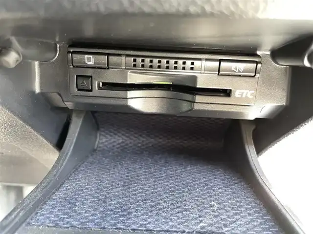 トヨタ マークＸ 250G 福島県 2014(平26)年 7.4万km ホワイトパールクリスタルシャイン (株)IDOMが運営する【じしゃロンいわき店】の自社ローン専用車両になります。こちらは現金またはオートローンご利用時の価格です。自社ローンご希望の方は別途その旨お申付け下さい/登録時走行距離73307km/純正ディーラーオプションナビゲーション/バックカメラ/プッシュスタート/スマートキー/フロアマット/純正アルミホイール/ETC