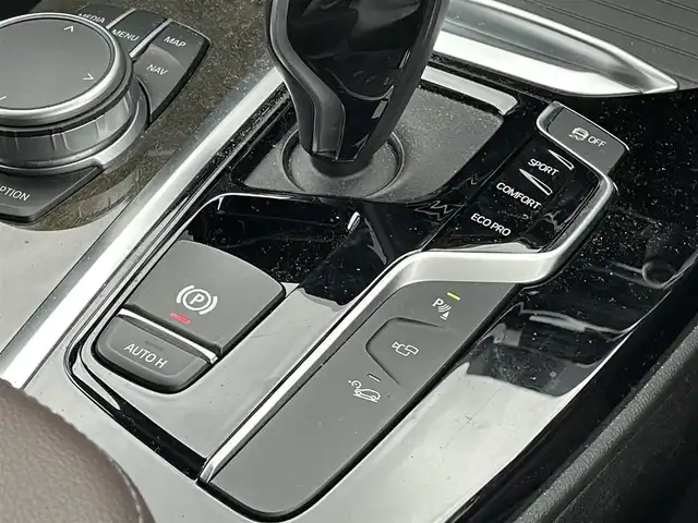 ＢＭＷ Ｘ３ xDrive20d Mスポーツ 岡山県 2020(令2)年 1.9万km ヘレスブラックM 登録時走行距離18125km/サンルーフ/置くだけ充電/harmankardonサウンド/純正HDDナビ/(AM/FM/TV/BT)/衝突被害軽減システム/全方位カメラ/ビルトインETC/クルーズコントロール/パーキングアシスト/MTモード付AT/パワーシート/シートメモリ/ドライブレコーダー/HUD/WAC/純正20インチアルミホイール