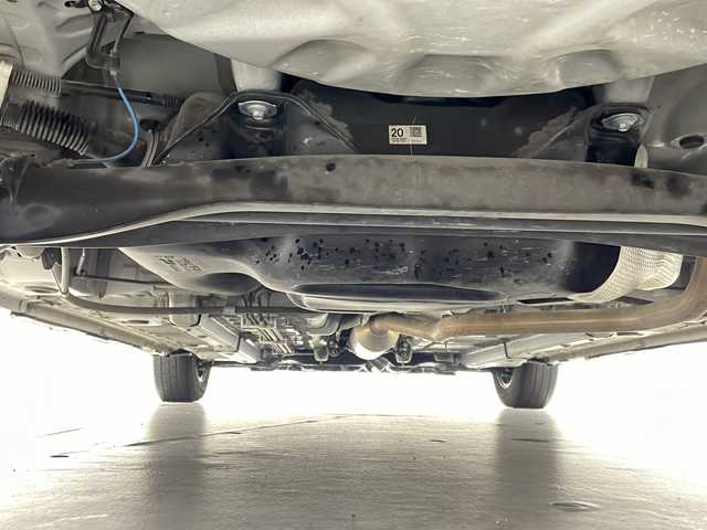 トヨタ ヤリス X 栃木県 2021(令3)年 5.6万km スーパーホワイトⅡ 純正ディスプレイオーディオ/・フルセグＴＶ　　ＢＴ　Ｍｉｒａｃａｓｔ　ＡＭ　ＦＭ　/全方位カメラ　/前後ドライブレコーダー/ステアリングスイッチ　/オートライト　/スペアキー　/ＥＴＣ　/プッシュスタート/オートハイビーム/衝突被害軽減ブレーキ