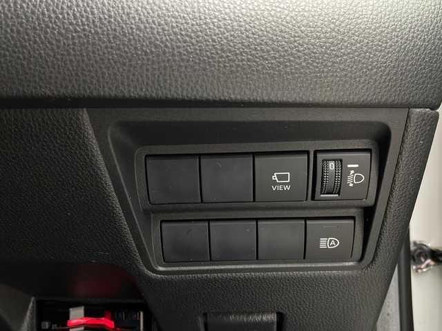 トヨタ ヤリス X 栃木県 2021(令3)年 5.6万km スーパーホワイトⅡ 純正ディスプレイオーディオ/・フルセグＴＶ　　ＢＴ　Ｍｉｒａｃａｓｔ　ＡＭ　ＦＭ　/全方位カメラ　/前後ドライブレコーダー/ステアリングスイッチ　/オートライト　/スペアキー　/ＥＴＣ　/プッシュスタート/オートハイビーム/衝突被害軽減ブレーキ