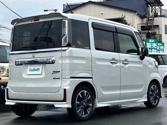 スズキ スペーシア カスタム HYBRID XS ターボ 静岡県 2023(令5)年 1.8万km ピュアホワイトP 純正９インチナビ(CD/DVD/BT/フルセグ)/全方位カメラ/ドライブレコーダー/ETC/パドルシフト/ターボ/レーダークルーズコントロール/スマートキー/スペアキー１本/USB入力端子/純正フロアマット/純正アルミホイール/両側パワースライドドア/ハーフレザーシート/D席シートヒーター/コーナーセンサー/レーンキープアシスト/盗難防止装置/オートライト/オートマチックハイビーム/LEDヘッドライト/W+サイドエアバッグ/衝突軽減システム/ヘッドアップディスプレイ/エンジンスタートボタン/パワーステアリング/パワーウィンドウ/アイドリングストップ/オートエアコン/ベンチシート/ABS