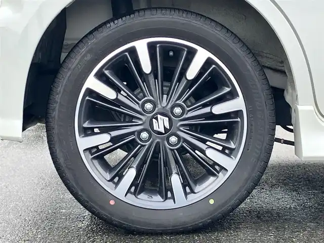 スズキ スペーシア カスタム HYBRID XS ターボ 静岡県 2023(令5)年 1.8万km ピュアホワイトP 純正９インチナビ(CD/DVD/BT/フルセグ)/全方位カメラ/ドライブレコーダー/ETC/パドルシフト/ターボ/レーダークルーズコントロール/スマートキー/スペアキー１本/USB入力端子/純正フロアマット/純正アルミホイール/両側パワースライドドア/ハーフレザーシート/D席シートヒーター/コーナーセンサー/レーンキープアシスト/盗難防止装置/オートライト/オートマチックハイビーム/LEDヘッドライト/W+サイドエアバッグ/衝突軽減システム/ヘッドアップディスプレイ/エンジンスタートボタン/パワーステアリング/パワーウィンドウ/アイドリングストップ/オートエアコン/ベンチシート/ABS