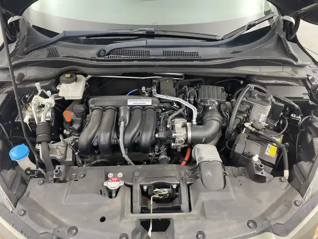 ホンダ ヴェゼル ハイブリッド Z ホンダセンシング 三重県 2017(平29)年 7.9万km ルーセブラックM /禁煙車//社外ナビ/（ＣＤ．ＤＶＤ．ＢＴ.フルセグＴＶ）//バックカメラ//レーダークルーズコントロール//シートヒーター//ハーフレザーシート//レーンキープアシスト//先行車発進おしらせ機能//パドルシフト//ビルトインＥＴＣ