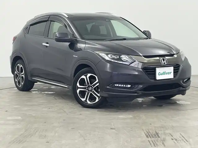 ホンダ ヴェゼル ハイブリッド Z ホンダセンシング 三重県 2017(平29)年 7.9万km ルーセブラックM /禁煙車//社外ナビ/（ＣＤ．ＤＶＤ．ＢＴ.フルセグＴＶ）//バックカメラ//レーダークルーズコントロール//シートヒーター//ハーフレザーシート//レーンキープアシスト//先行車発進おしらせ機能//パドルシフト//ビルトインＥＴＣ