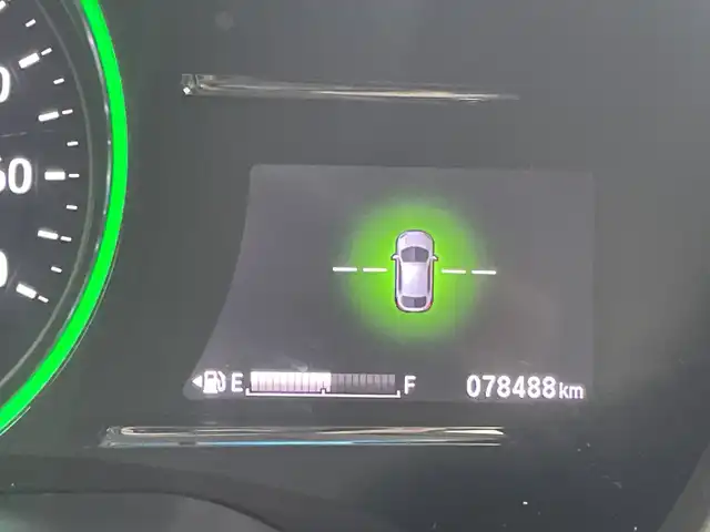 ホンダ ヴェゼル ハイブリッド Z ホンダセンシング 三重県 2017(平29)年 7.9万km ルーセブラックM /禁煙車//社外ナビ/（ＣＤ．ＤＶＤ．ＢＴ.フルセグＴＶ）//バックカメラ//レーダークルーズコントロール//シートヒーター//ハーフレザーシート//レーンキープアシスト//先行車発進おしらせ機能//パドルシフト//ビルトインＥＴＣ