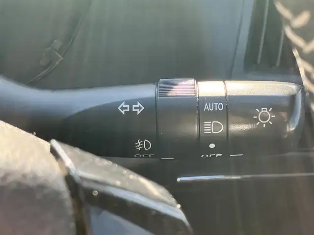 トヨタ プリウス α S ツーリングセレクション G’s 静岡県 2016(平28)年 2.2万km スーパーレッドⅤ 登録時21336km/車検R9年11月/ALPINE製9インチナビ/（CD/DVD/BT/フルセグ）/ALPINE製9インチ後席フリップダウンモニター/バックカメラ/BLITZ車高調 DAMPER_ZZ-R/FUJITSUBOマフラー/G’sフロアマット/G’sハーフレザーシート/G’sアルミホイール/横滑り防止装置/LEDオートヘッドライト/W+サイドエアバッグ/カーテンエアバッグ/GRsportドアハンドルプロテクター/carrozzeriaサブウ－ファ－(TS-WX70DA)/レーダー探知機（A110）/エンジンスタートボタン/アイドリングストップ/オートエアコン/ETC/ドライブレコーダー