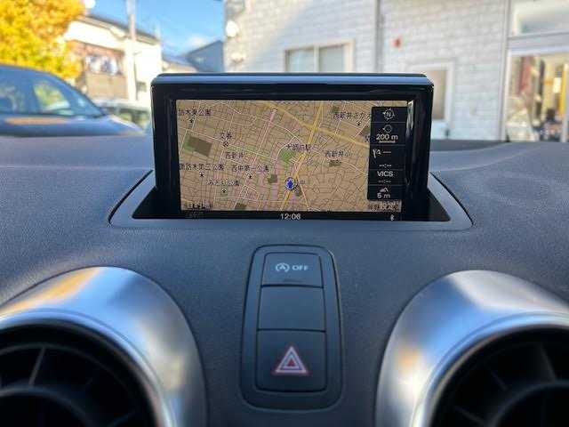 アウディ Ｓ１ スポーツバック 東京都 2016(平28)年 8.7万km ガンＭ 純正メモリナビ/BOSEサラウンドサウンドシステム/6MT/4WD/ターボ/右ハンドル/レッドブレーキキャリパー/コーナーセンサー/オートライト/アイドリングストップ/エンジンスタートボタン/スマートキー/オートエアコン/ドライブレコーダー(前後)/ETC/ABS/保証書＆記録簿