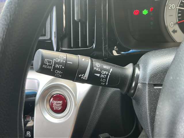 ホンダ Ｎ ＷＧＮ G SSパッケージⅡ 広島県 2019(平31)年 1.9万km プラチナホワイトパール あんしんパッケージ/・シティーブレーキアクティブシステム/・前席用iーサイドエアバッグ＋サイドカーテンエアバッグ/ヒルスタートアシスト機能/アイドリングストップシステム/社外ナビ（AVN138M）/・ワンセグ/CD/バックカメラ/ステアリングスイッチ/シートヒーター/ETC/ドライブレコーダー（DRY-ST1700）/ヘッドライトレベライザー/横滑り防止/スマートキー/プッシュスタート/スペアキー