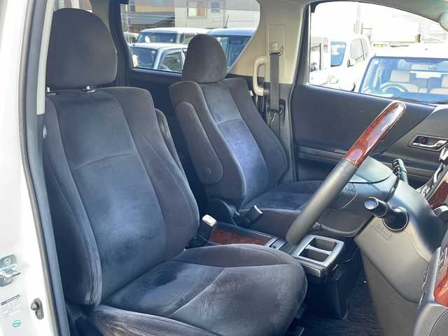 トヨタ ヴェルファイア 2．4Z プラチナセレクションⅡ 静岡県 2011(平23)年 13.4万km ホワイトパールクリスタルシャイン ワンオーナー/両側パワースライド/パワーバックドア/社外HDDナビ・フルセグTV/DVD/CD/MSV/Bluetooth/バックカメラ/純正18インチアルミホイール/HIDヘッドライト/スマートキー2個/プッシュスタート/新車時保証書/取扱説明書