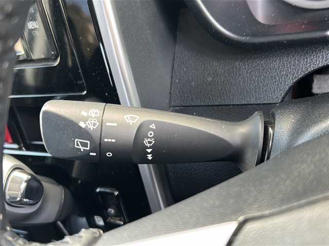 トヨタ タンク カスタムG S 埼玉県 2018(平30)年 3.4万km パールホワイトⅢ 純正ナビ /(AM/FM/TVフルセグ/Bluetooth/SD/CD/DVD)/ドラレコ /ワンオーナー /ETC/バックカメラ　/両側パワースライドドア　/TRDエアロ　/イモビライザー　/アイドリング　/プリクラッシュセーフティー /オートライト　/TRC　/プッシュスタート　/クルコン　/ステアリングスイッチ/LEDライト/サンシェード/ドアバイザー/ISOFIX/ABS/スマートキー/スペアキー1本/パワーステアリング/パワーウィンドウ/保証書/取扱説明書