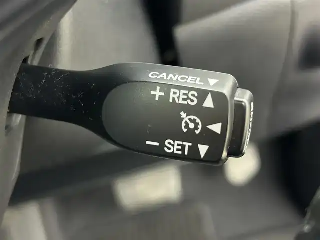 トヨタ ハリアー プレミアム 岡山県 2015(平27)年 6.7万km スパークリングブラックパールクリスタルシャイン サンルーフ/ALPINE9インチナビ（EX900）/・FM/AM/Bluetooth/フルセグ/CD/DVD/バックカメラ/アクセサリーコンセント/ハーフレザーシート/・パワーシート/パワーバックドア/前後ドライブレコーダー/ビルトインETC/LEDヘッドライト/・フォグライト/トヨタセーフティーセンス/・プリクラッシュセーフティ/・レーンディパーチャーアラート/・クルーズコントロール/・オートマチックハイビーム/純正18インチアルミ/純正フロアマット