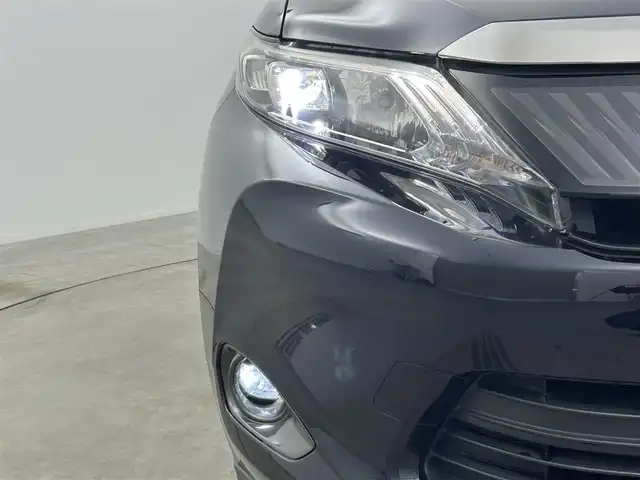 トヨタ ハリアー プレミアム 岡山県 2015(平27)年 6.7万km スパークリングブラックパールクリスタルシャイン サンルーフ/ALPINE9インチナビ（EX900）/・FM/AM/Bluetooth/フルセグ/CD/DVD/バックカメラ/アクセサリーコンセント/ハーフレザーシート/・パワーシート/パワーバックドア/前後ドライブレコーダー/ビルトインETC/LEDヘッドライト/・フォグライト/トヨタセーフティーセンス/・プリクラッシュセーフティ/・レーンディパーチャーアラート/・クルーズコントロール/・オートマチックハイビーム/純正18インチアルミ/純正フロアマット