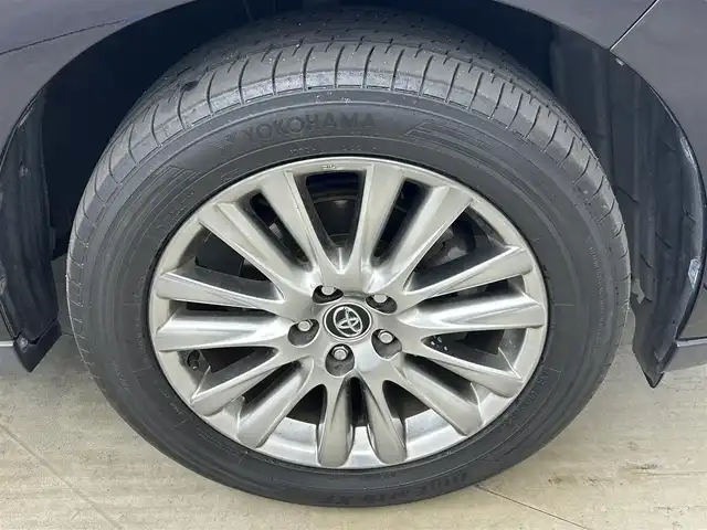 トヨタ ハリアー プレミアム 岡山県 2015(平27)年 6.7万km スパークリングブラックパールクリスタルシャイン サンルーフ/ALPINE9インチナビ（EX900）/・FM/AM/Bluetooth/フルセグ/CD/DVD/バックカメラ/アクセサリーコンセント/ハーフレザーシート/・パワーシート/パワーバックドア/前後ドライブレコーダー/ビルトインETC/LEDヘッドライト/・フォグライト/トヨタセーフティーセンス/・プリクラッシュセーフティ/・レーンディパーチャーアラート/・クルーズコントロール/・オートマチックハイビーム/純正18インチアルミ/純正フロアマット