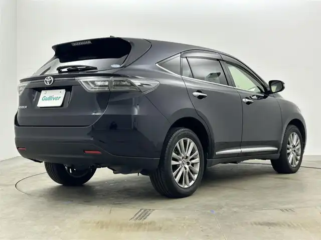 トヨタ ハリアー プレミアム 岡山県 2015(平27)年 6.7万km スパークリングブラックパールクリスタルシャイン サンルーフ/ALPINE9インチナビ（EX900）/・FM/AM/Bluetooth/フルセグ/CD/DVD/バックカメラ/アクセサリーコンセント/ハーフレザーシート/・パワーシート/パワーバックドア/前後ドライブレコーダー/ビルトインETC/LEDヘッドライト/・フォグライト/トヨタセーフティーセンス/・プリクラッシュセーフティ/・レーンディパーチャーアラート/・クルーズコントロール/・オートマチックハイビーム/純正18インチアルミ/純正フロアマット