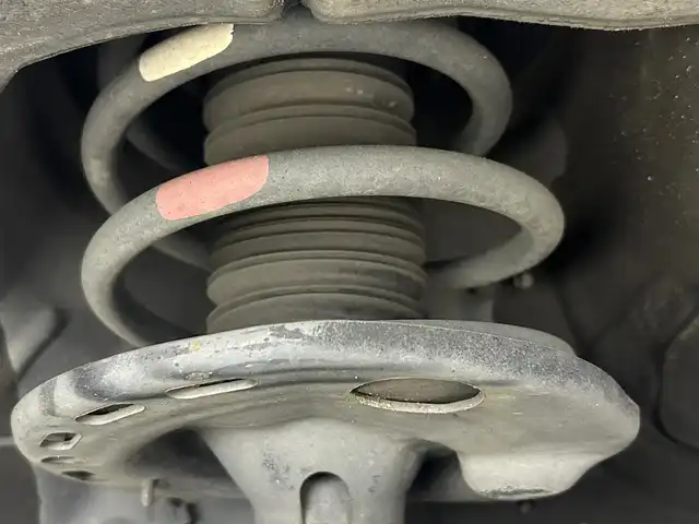 トヨタ ハリアー プレミアム 岡山県 2015(平27)年 6.7万km スパークリングブラックパールクリスタルシャイン サンルーフ/ALPINE9インチナビ（EX900）/・FM/AM/Bluetooth/フルセグ/CD/DVD/バックカメラ/アクセサリーコンセント/ハーフレザーシート/・パワーシート/パワーバックドア/前後ドライブレコーダー/ビルトインETC/LEDヘッドライト/・フォグライト/トヨタセーフティーセンス/・プリクラッシュセーフティ/・レーンディパーチャーアラート/・クルーズコントロール/・オートマチックハイビーム/純正18インチアルミ/純正フロアマット