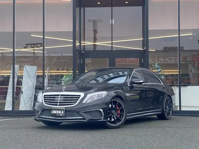 メルセデス・ベンツ Ｓ５５０Ｌ AMGライン 福岡県 2013(平25)年 10.2万km 黒 ・サンルーフ/・アダプティブクルーズコントロール/・純正HDDナビ/USB/Bluetooth/CD/・全方位カメラ/・黒革シート/シートヒーター/・社外ドライブレコーダー/・フルセグ/・ETC/・純正20AW/・プッシュスタート/・パーキングアシスト/・アイドリングストップ/・スマートキー/・パワーシート/・オートライト/・LEDライト/・後席モニター