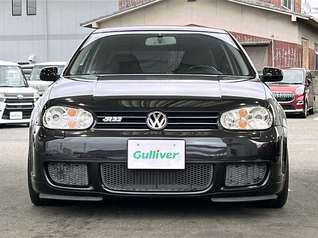 フォルクスワーゲン ゴルフ R32 愛媛県 2003(平15)年 10.6万km 黒 社外CDオーディオ/レザーシート/シートヒーター/ETC/4WD/6MT/リモコンキー/スペアキー/純正AW/純正フロアマット