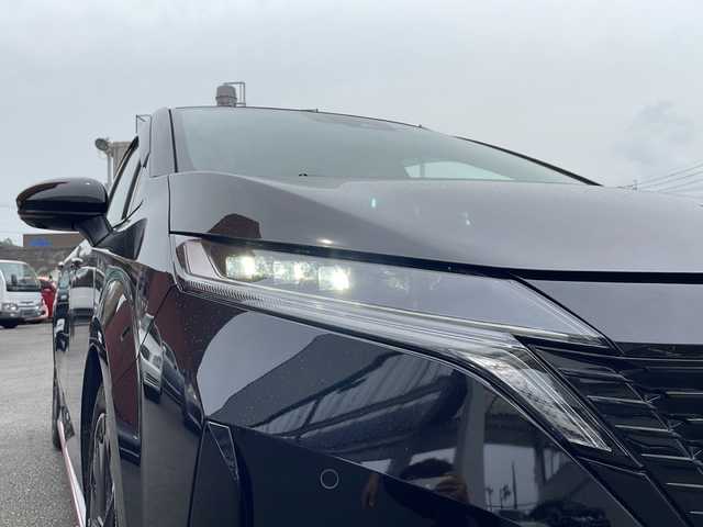 日産 オーラ ニスモ 宮崎県 2024(令6)年 0.6万km スーパーブラック ワンオーナー/登録時走行距離5259km/純正ナビ/（Apple Car Play/Android Auto/Bluetooth/HDMI/フルセグTV）/置くだけ充電/プロパイロット/アラウンドビューモニター/インテリジェントルームミラー/ステアリングヒーター/ビルトインETC/取説、記録簿/スペアキー１本