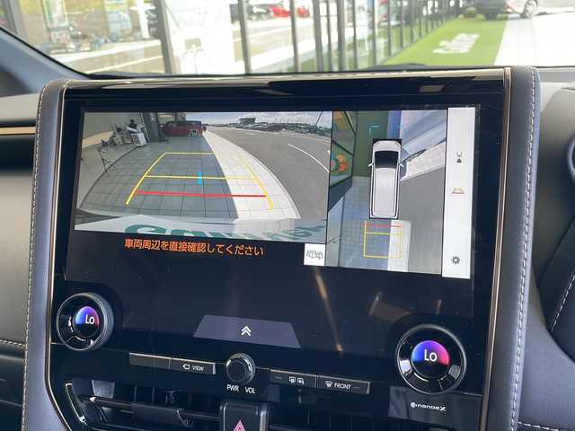 トヨタ アルファードハイブリット Z 愛知県 2024(令6)年 1.6万km プラチナホワイトパールマイカ 衝突軽減システム/純正14型ディズプレイオーディオ　ナビあり/フリップダウンモニター/三眼LEDヘッドライト/全方位カメラ/両側パワースライドドア/レーダークルーズコントロール/シートヒーター/エアシート/フルセグ/Bluetooth/バックカメラ/電動リアゲート/パワーシート/コーナーセンサー/純正アルミホイール/ETC2.0/ブラインドスポットモニター/ステアリングヒーター/リアオートエアコン/置くだけ充電機/ドライブレコーダー/ステアリングスイッチ/スマートキー/プッシュスタート